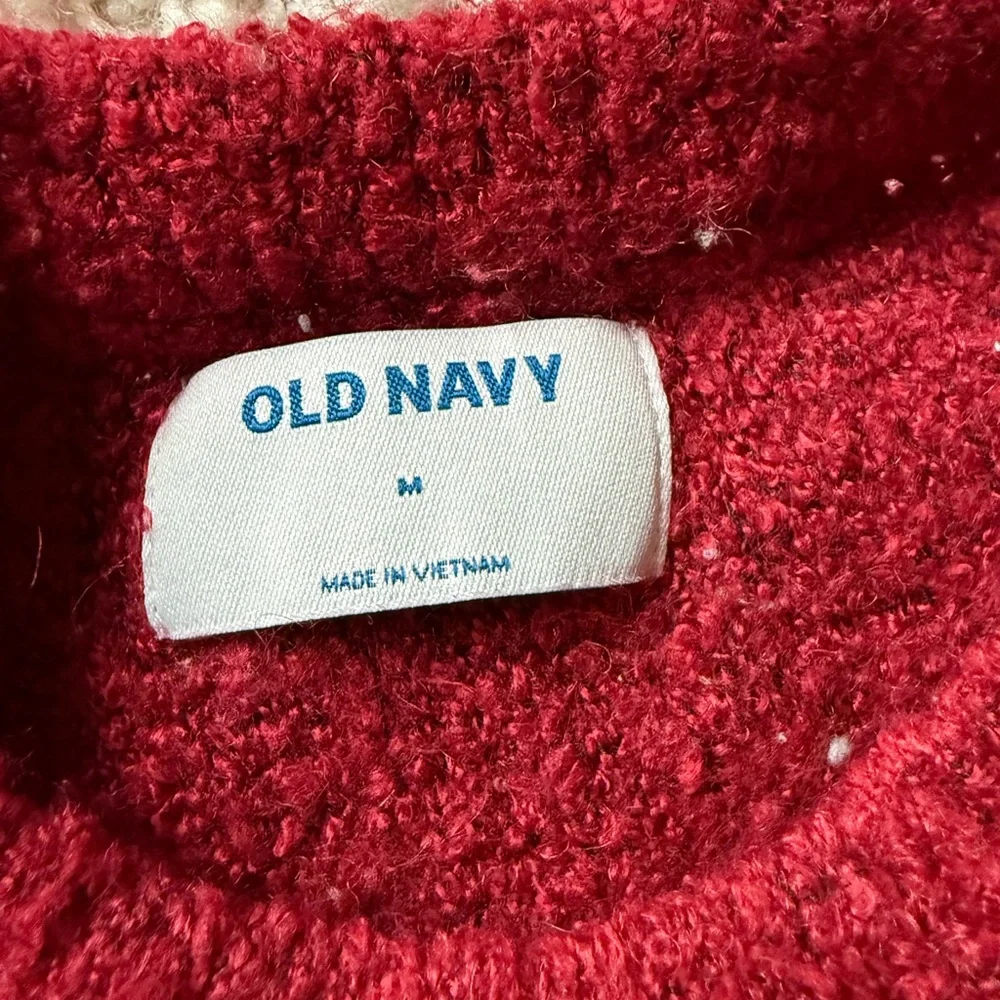 Old navy Soft red sweater with a relaxed fit, made for casual winter wear